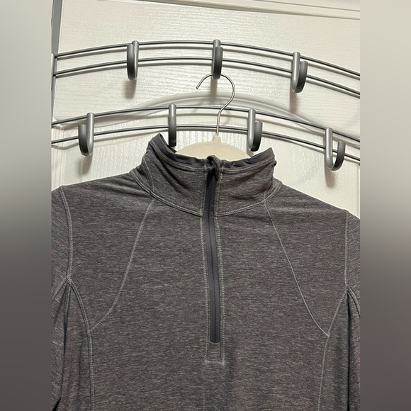 LULULEMON Pace Pusher 1/2 zip pullover top women’s 6 Heather gray pink mock neck - Picture 16 of 16
